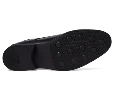 Clarks Whiddon Cap In Black