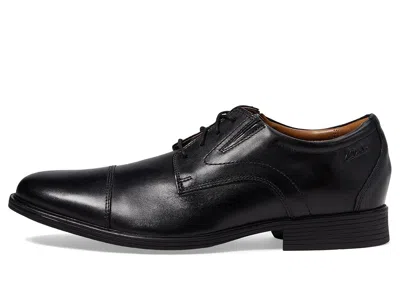 Clarks Whiddon Cap In Black