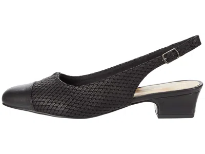 Trotters Dea Woven Slingback Pump In Black
