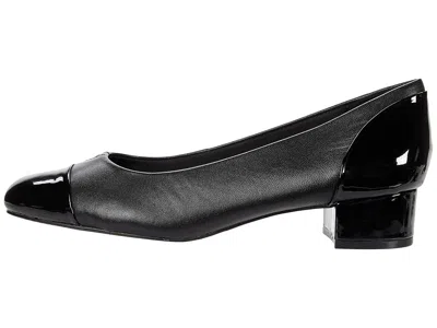 Trotters Daisy In Black
