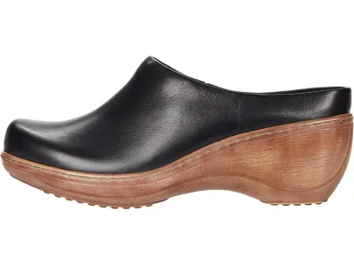 Softwalk Madison In Black