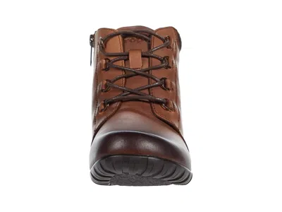 Propét Delaney In Brown