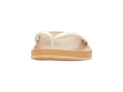 Reef Cushion Spring Joy In Gold