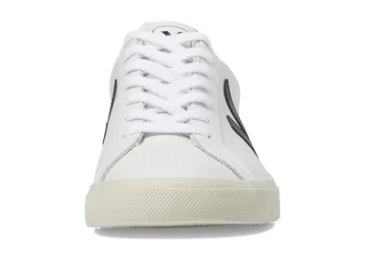 Veja Campo Sneaker In White