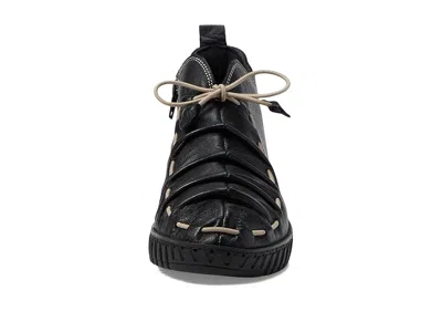 Spring Step Nespea In Black