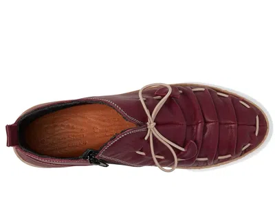 Spring Step Nespea In Burgundy