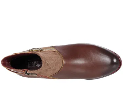 L'artiste By Spring Step Tiatia In Multi