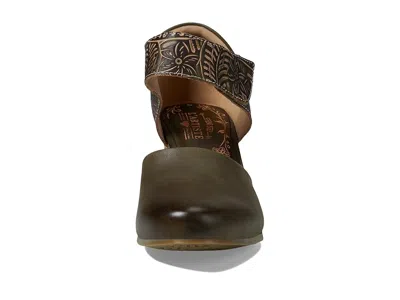 L'artiste By Spring Step Toolie In Multi