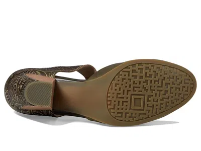 L'artiste By Spring Step Toolie In Multi