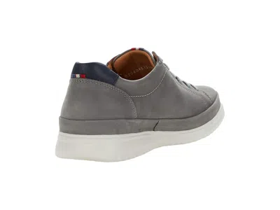 Mephisto Thomas In Gray