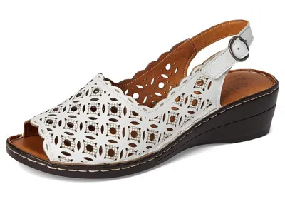 Spring Step Belizana In White