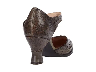L'artiste By Spring Step Visionary In Multi