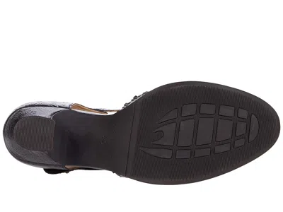 L'artiste By Spring Step Visionary In Black