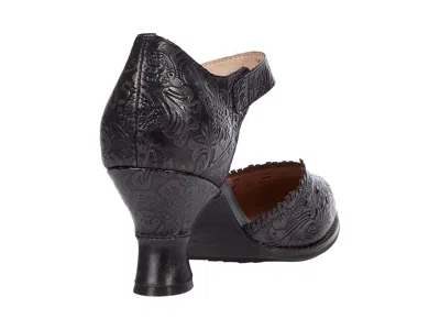 L'artiste By Spring Step Visionary In Black