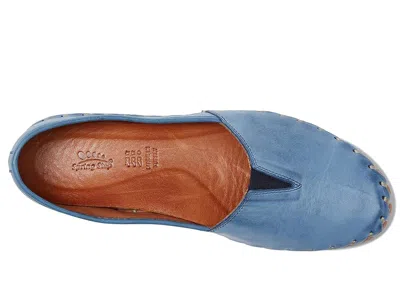 Spring Step Kathaleta