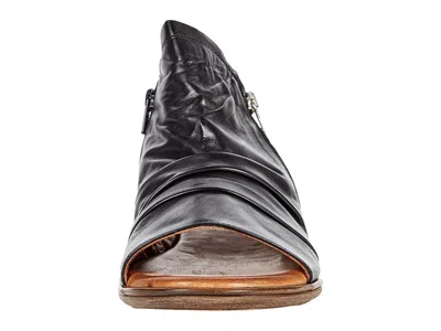Miz Mooz Dylan In Black