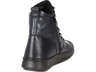 Spring Step Darleen In Blue