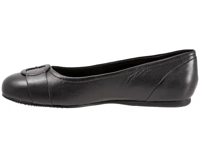 Softwalk Savannah In Black