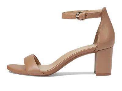Naturalizer Vera In Brown