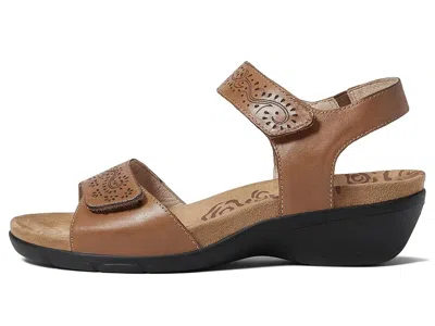 Propét Wanda In Brown