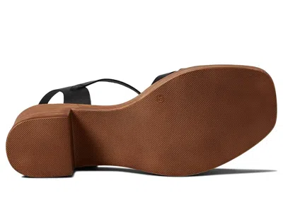 Eric Michael Heidi In Black