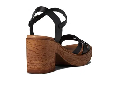 Eric Michael Heidi In Black