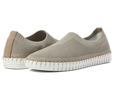 Eric Michael Lucy In Gray