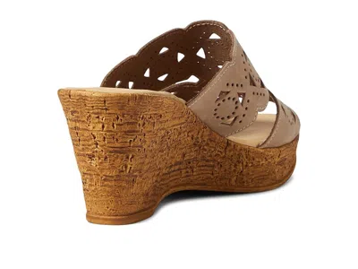 Spring Step Flamyo In Brown