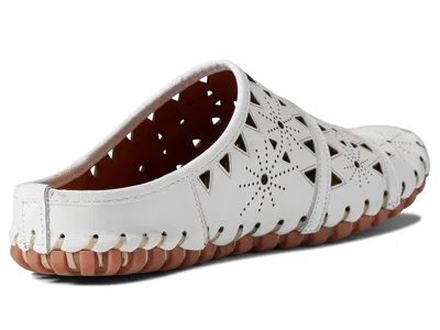 Spring Step Fusalide In White