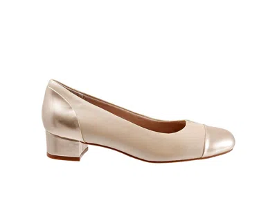 Trotters Daisy In Neutral