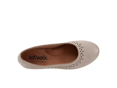 Softwalk Selma In Gray