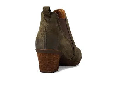 Comfortiva Bailey In Multi