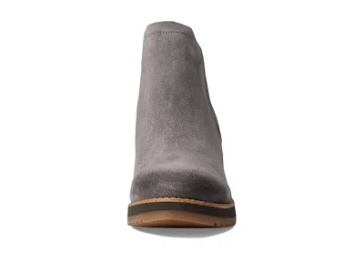 Söfft Emeree Suede Boot In Gray
