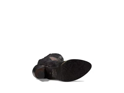 L'artiste By Spring Step Malagie Croco In Black