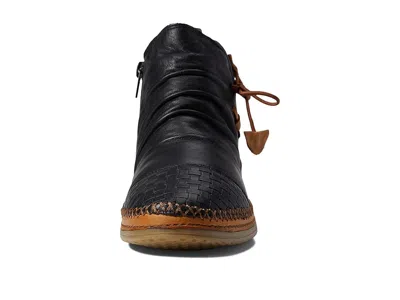 Spring Step Pomeroy In Black