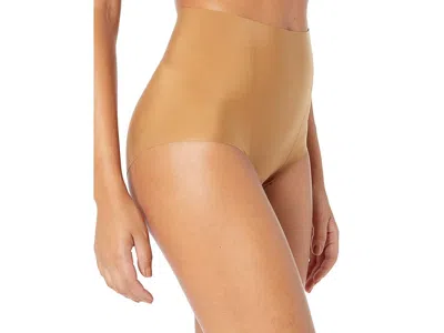 Commando Zone Smoothing Brief Cc122 In Brown