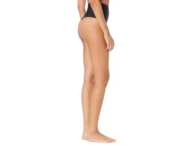 Commando Zone Smoothing Thong Cc121 In Multi