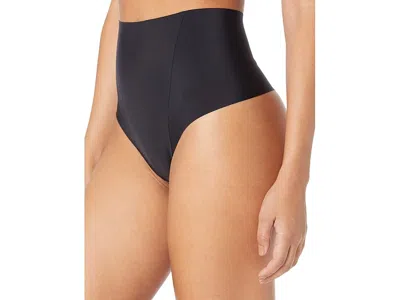 Commando Zone Smoothing Thong Cc121 In Multi