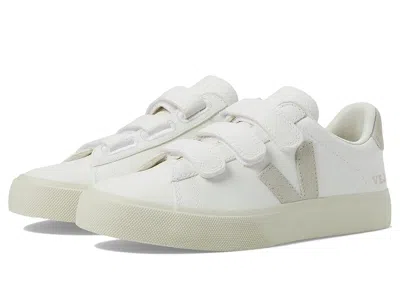 Veja Recife Logo Chromefree Leather Extra White Natural Trainers In Neutral