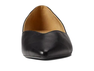 Naturalizer Havana Flat In Black