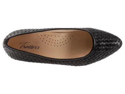 Trotters Estee Flat In Black