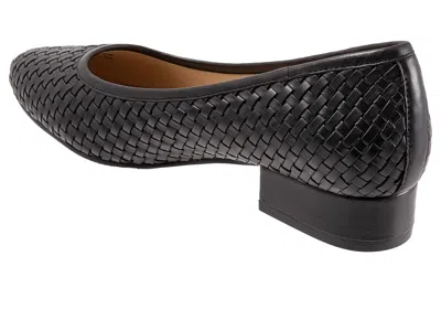 Trotters Estee Flat In Black