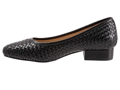 Trotters Estee Flat In Black