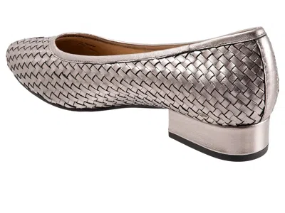 Trotters Jade High In Gray