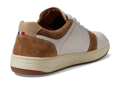 Mephisto Hugh In White
