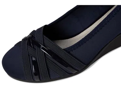 Cliffs By White Mountain Bowie