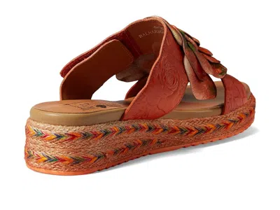 L'artiste By Spring Step Balharbor In Multi