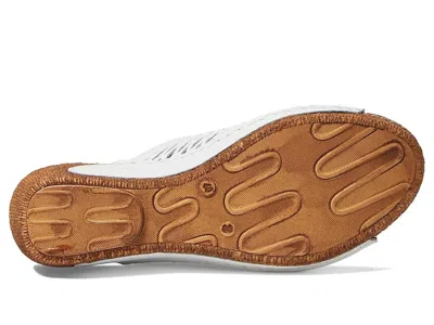 Spring Step Cunacena In White