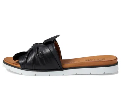 Spring Step Lavona In Black