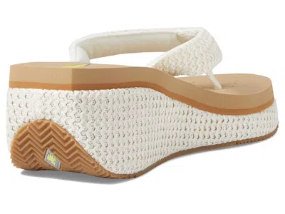 Volatile Island In White